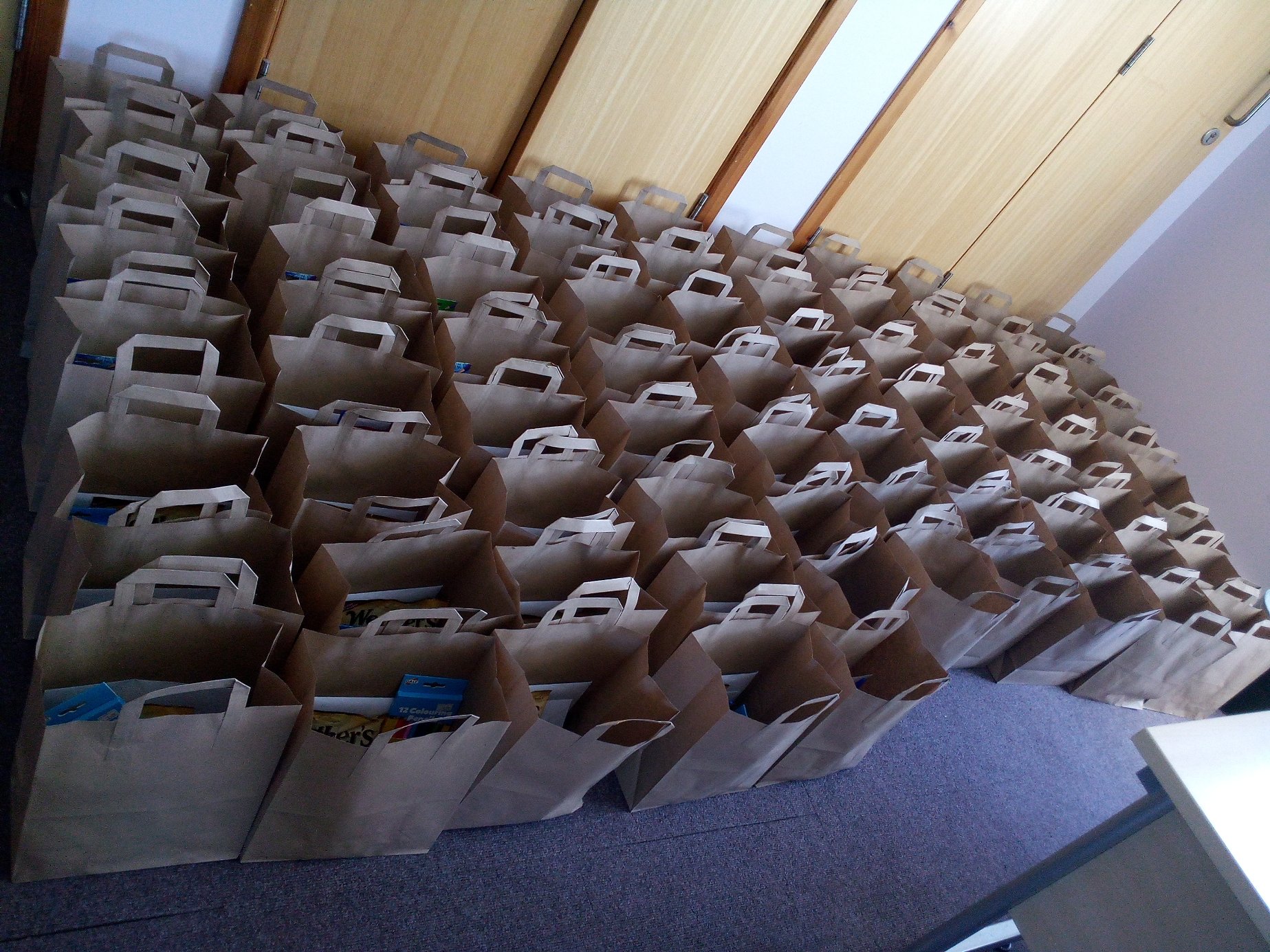 VAS CARERS SUPPORT SERVICE PROVIDE GIFT BAGS TO UNPAID CARERS IN